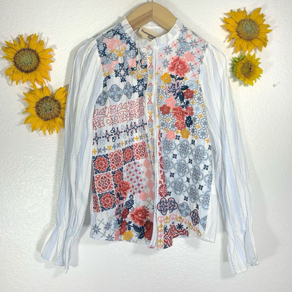 Savanna Jane NWT Embroidered Ruffle Sleeve Cuff Blouse Size Small Womens